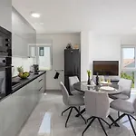 Palavra Apartment *