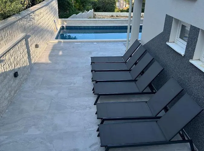 Palavra Apartament Trogir