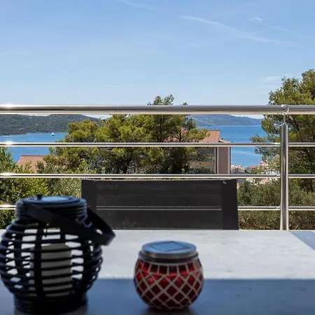 Lägenhet Palavra Trogir