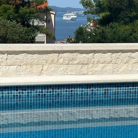 Διαμέρισμα Palavra *
